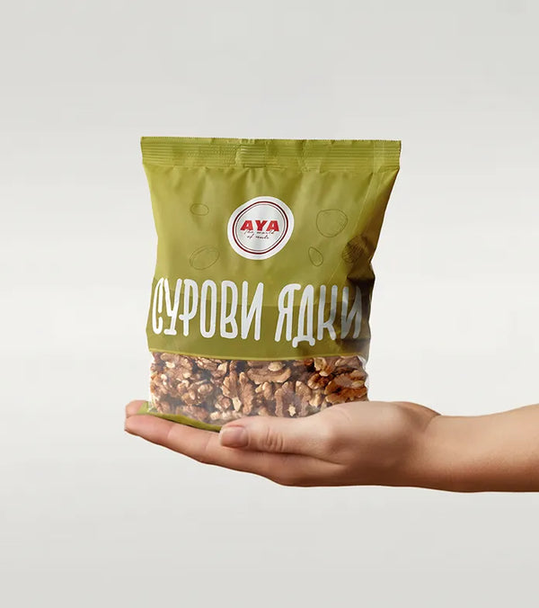 Орех суров